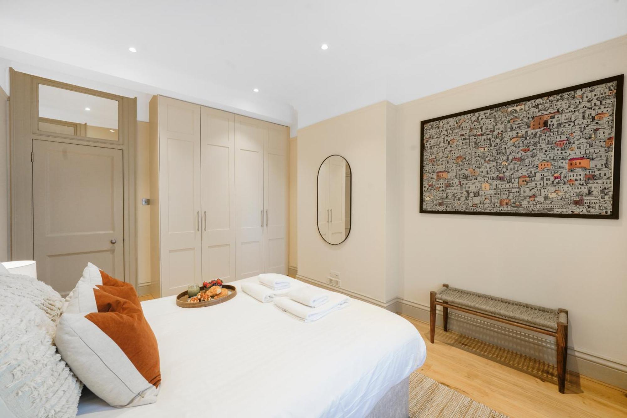 Spacious And Modern 4 Beds Home In Kensington Londyn Zewnętrze zdjęcie